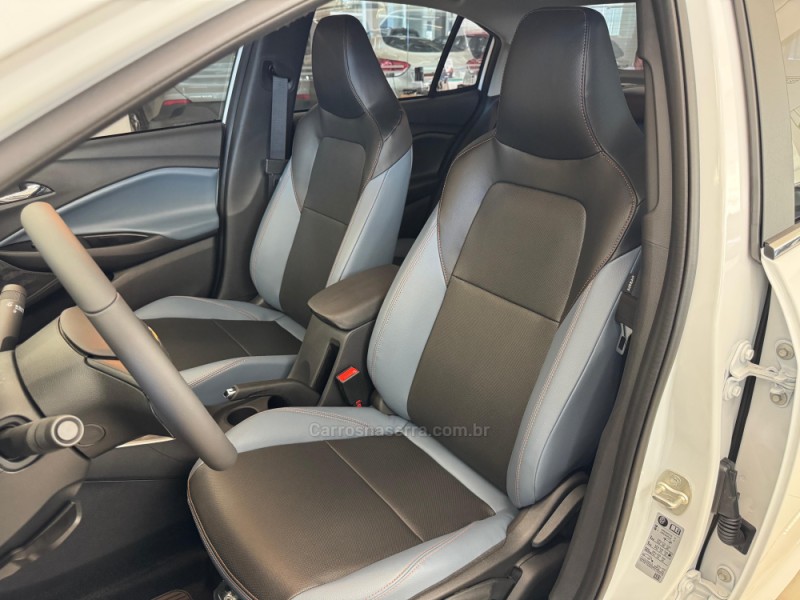 ONIX 1.0	PREMIER PLUS 12V TURBO FLEX 4P AUTOMÁTICO - 2026 - VERANóPOLIS