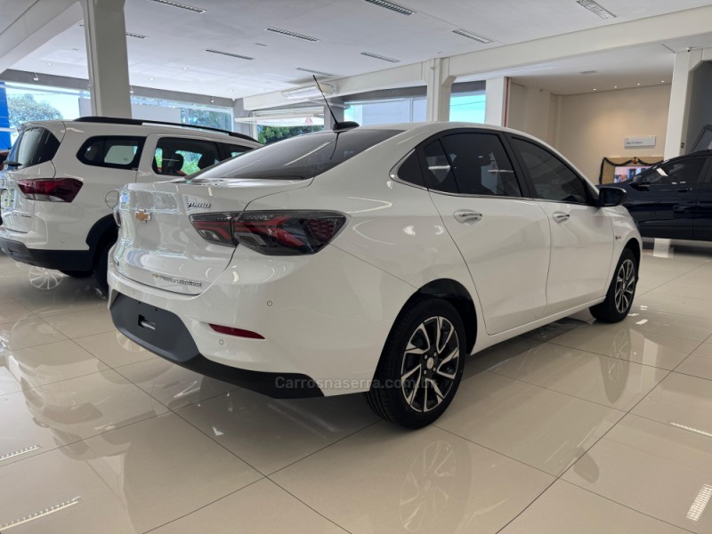 ONIX 1.0	PREMIER PLUS 12V TURBO FLEX 4P AUTOMÁTICO - 2026 - VERANóPOLIS