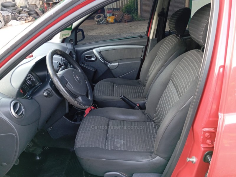 SANDERO 1.0 EXPRESSION 16V FLEX 4P MANUAL - 2012 - PICADA CAFé