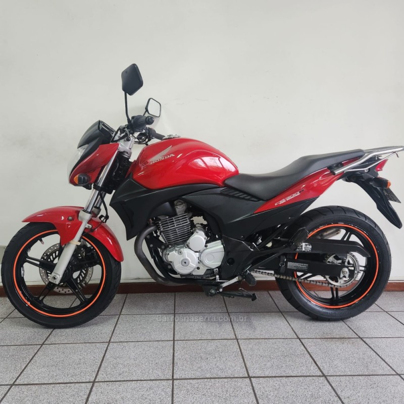 cb 300r  2011 farroupilha