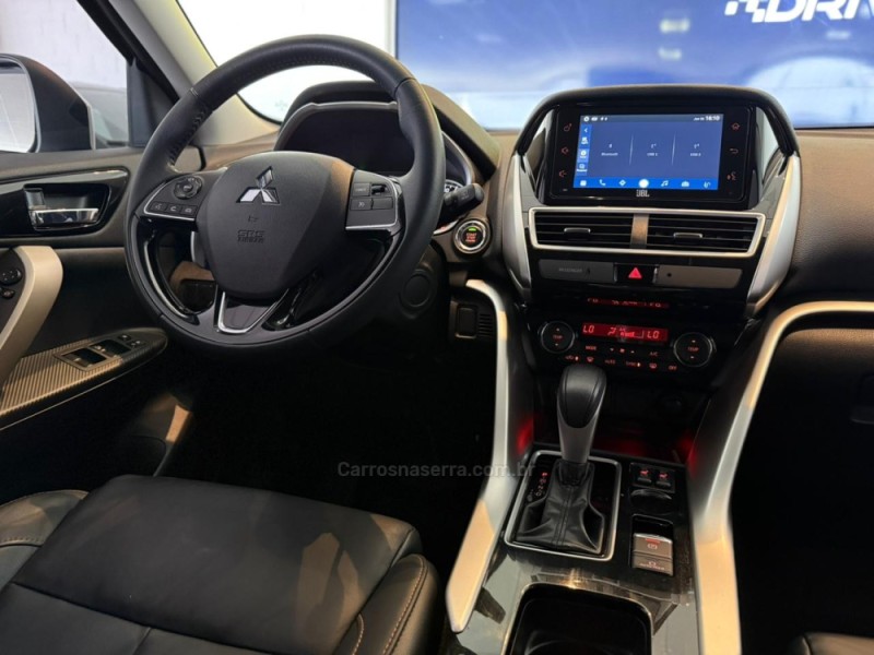 ECLIPSE CROSS 1.5 HPE 16V GASOLINA 4P AUTOMÁTICO - 2022 - SãO LEOPOLDO