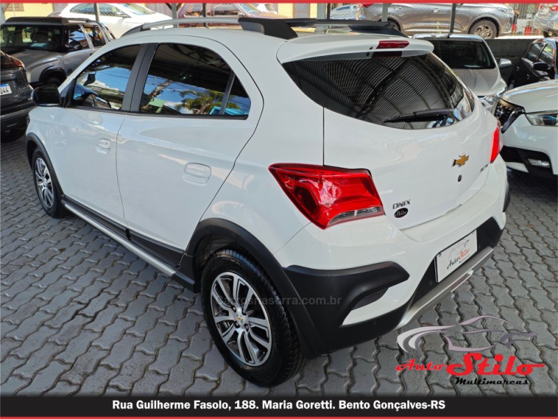 ONIX 1.4 MPFI ACTIV 8V FLEX 4P AUTOMÁTICO - 2018 - BENTO GONçALVES