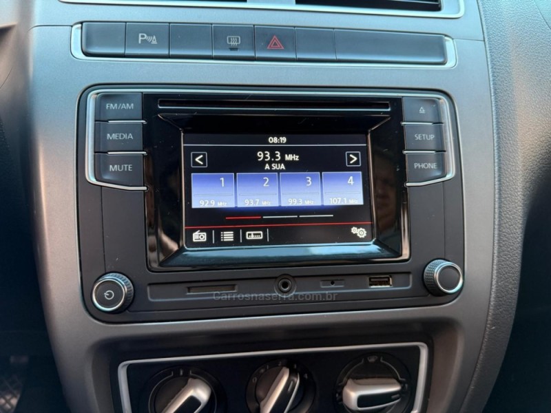 FOX 1.6 MSI COMFORTLINE 8V FLEX 4P MANUAL - 2017 - IVOTI