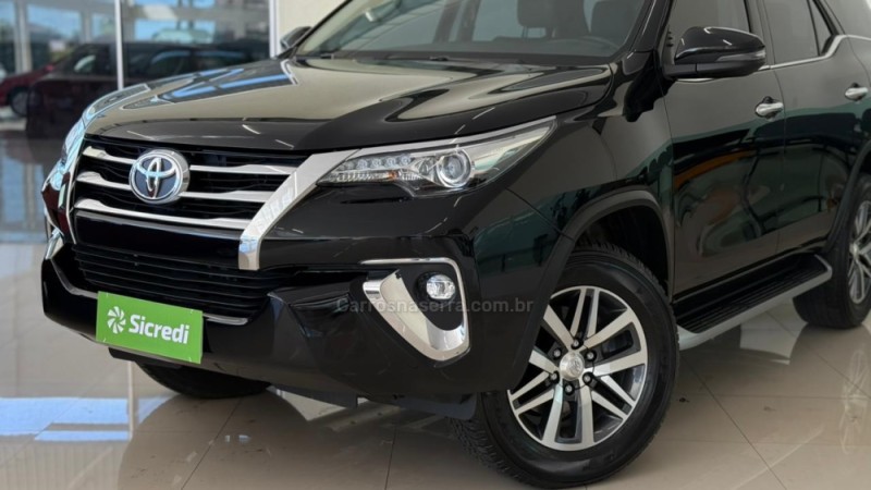 HILUX SW4 2.8 SRX 4X4 16V TURBO INTERCOOLER DIESEL 4P AUTOMÁTICO - 2018 - VACARIA