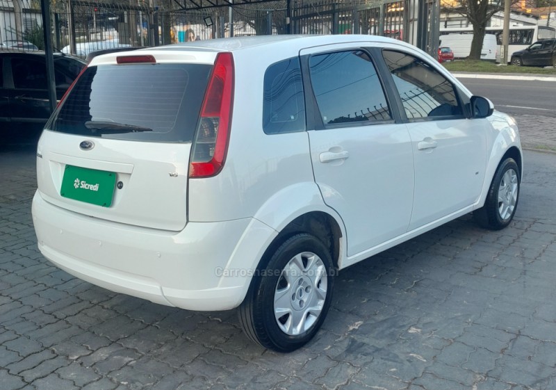 FIESTA 1.6 ROCAM SE 8V FLEX 4P MANUAL - 2014 - CAXIAS DO SUL