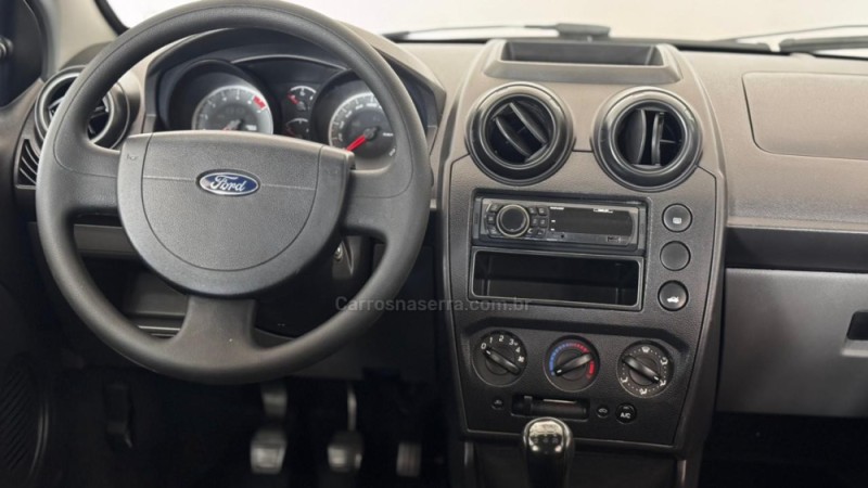 FIESTA 1.0 MPI CLASS 8V FLEX 4P MANUAL - 2013 - ESTâNCIA VELHA