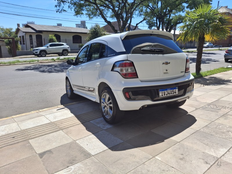 AGILE 1.4 MPFI EFFECT 8V FLEX 4P MANUAL - 2014 - FARROUPILHA