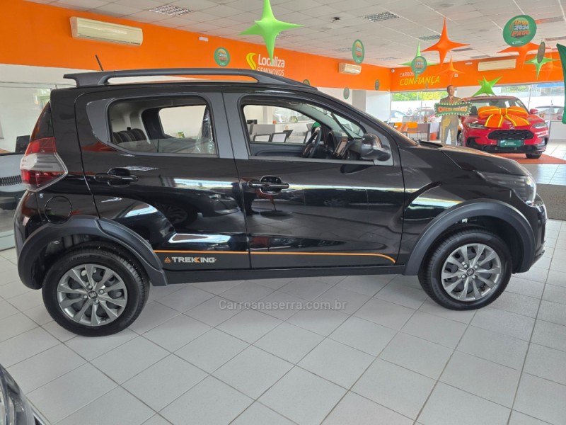 MOBI 1.0 TREKKING 8V FLEX 4P MANUAL - 2024 - CAXIAS DO SUL