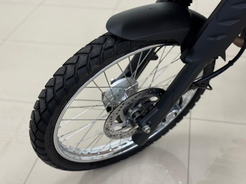 XTZ 250 LANDER - 2023 - VACARIA