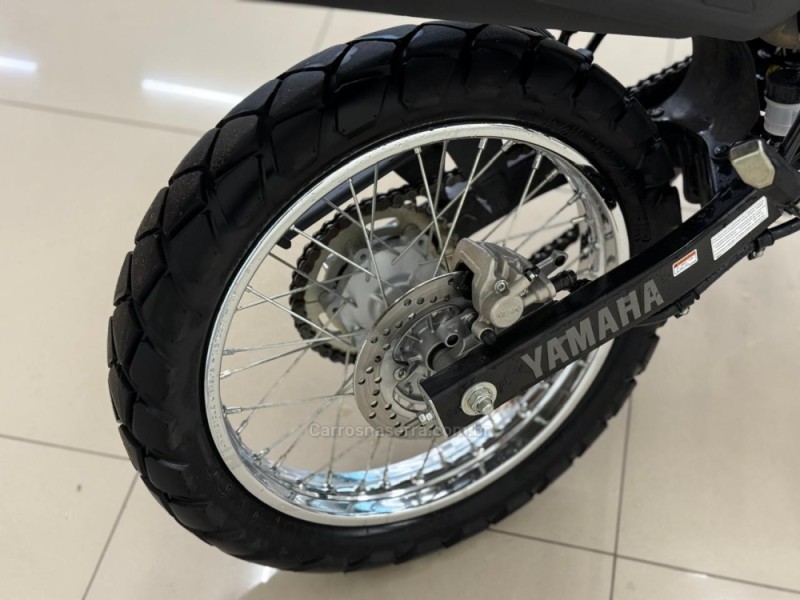 XTZ 250 LANDER - 2023 - VACARIA