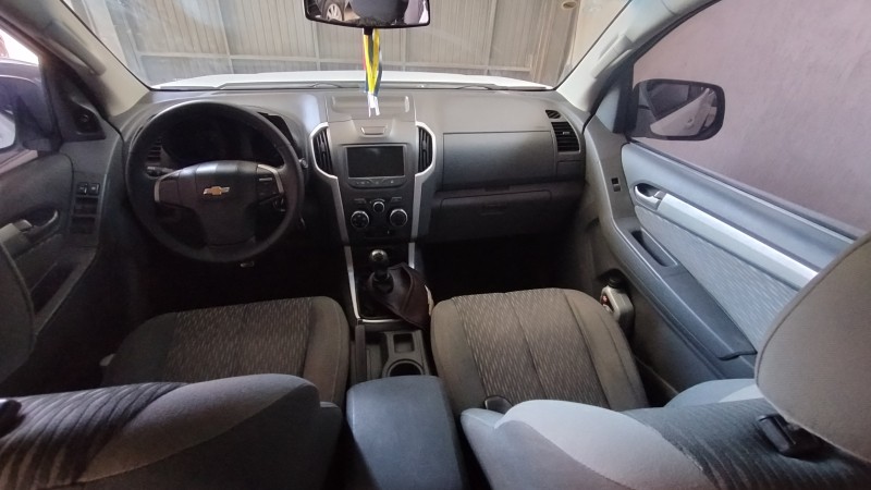 S10 2.4 LT 4X2 CD 8V FLEX 4P MANUAL - 2014 - SãO SEBASTIãO DO CAí