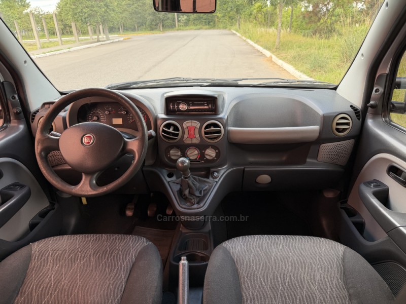 DOBLÓ 1.4 MPI ELX 8V FLEX 4P MANUAL 7 LUGARES - 2011 - BENTO GONçALVES