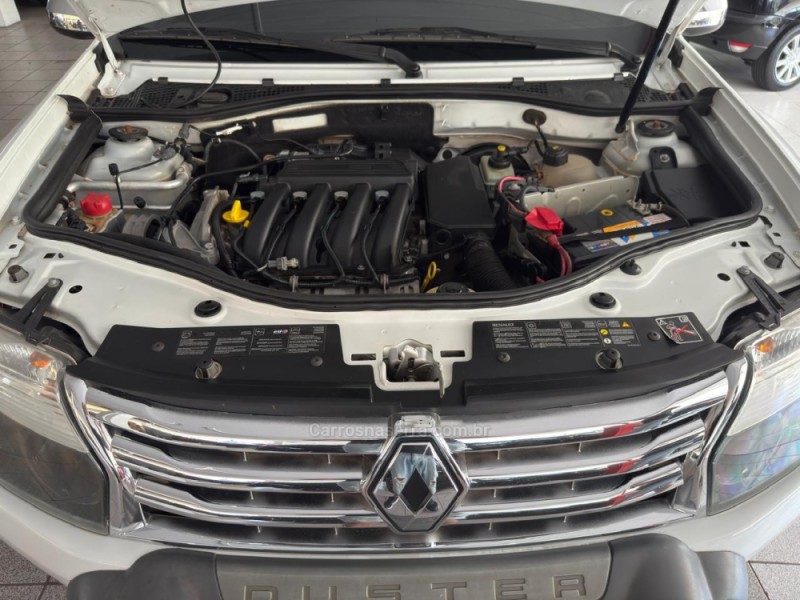 DUSTER 1.6 TECH ROAD 4X2 16V FLEX 4P MANUAL - 2014 - NOVO HAMBURGO