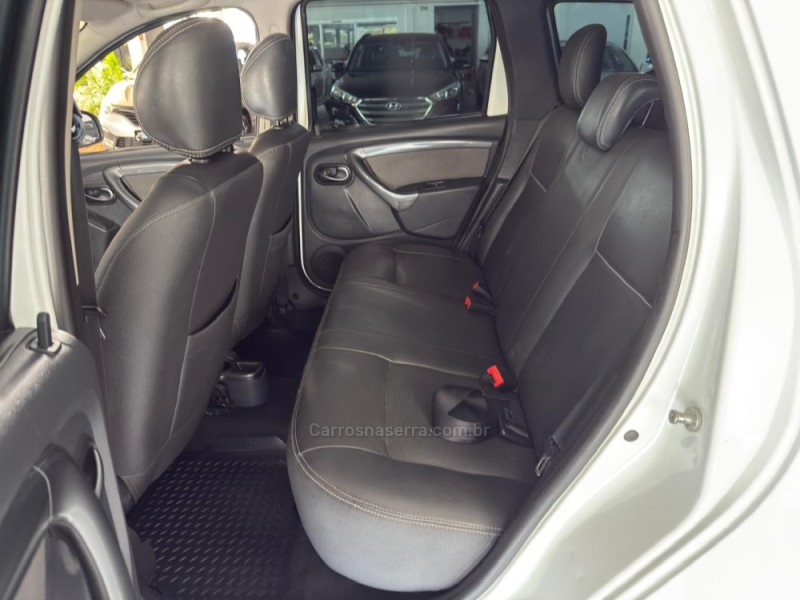DUSTER 1.6 TECH ROAD 4X2 16V FLEX 4P MANUAL - 2014 - NOVO HAMBURGO