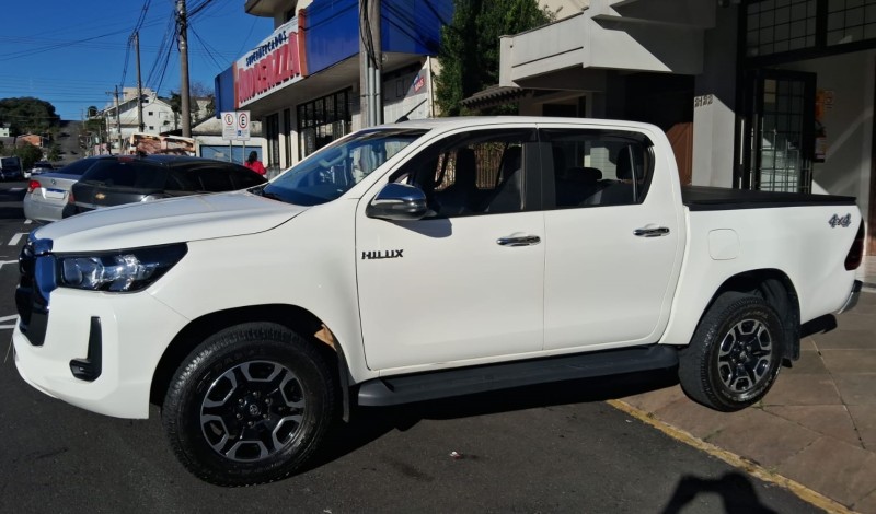 HILUX 2.8 4X4 CD 8V DIESEL 4P MANUAL - 2021 - FLORES DA CUNHA
