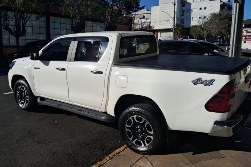 HILUX 2.8 4X4 CD 8V DIESEL 4P MANUAL - 2021 - FLORES DA CUNHA