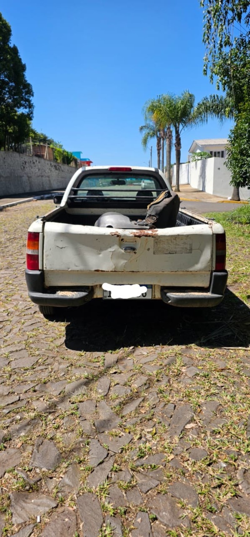 COURIER 1.6 MPI L 8V GASOLINA 2P MANUAL - 2005 - IVOTI