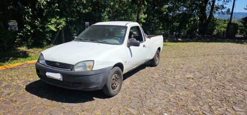 COURIER 1.6 MPI L 8V GASOLINA 2P MANUAL - 2005 - IVOTI