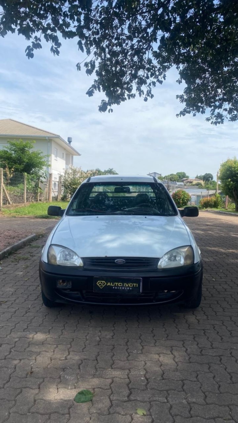 COURIER 1.6 MPI L 8V GASOLINA 2P MANUAL - 2005 - IVOTI