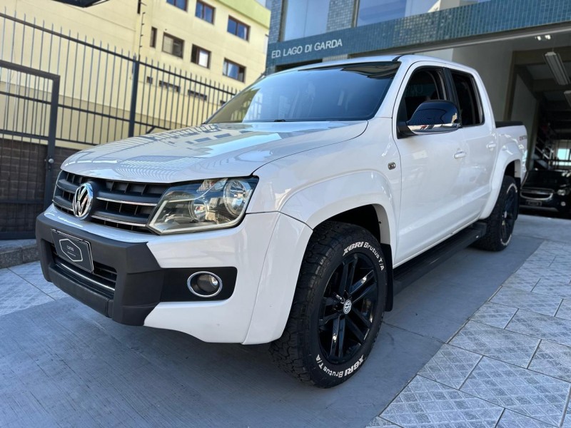 AMAROK 2.0 HIGHLINE 4X4 CD 16V TURBO INTERCOOLER DIESEL 4P AUTOMÁTICO - 2012 - CAXIAS DO SUL