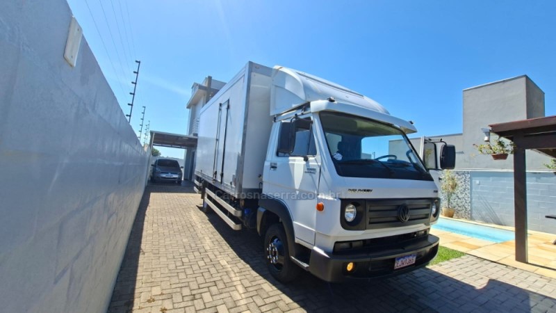 9 160 e delivery 2013 portao