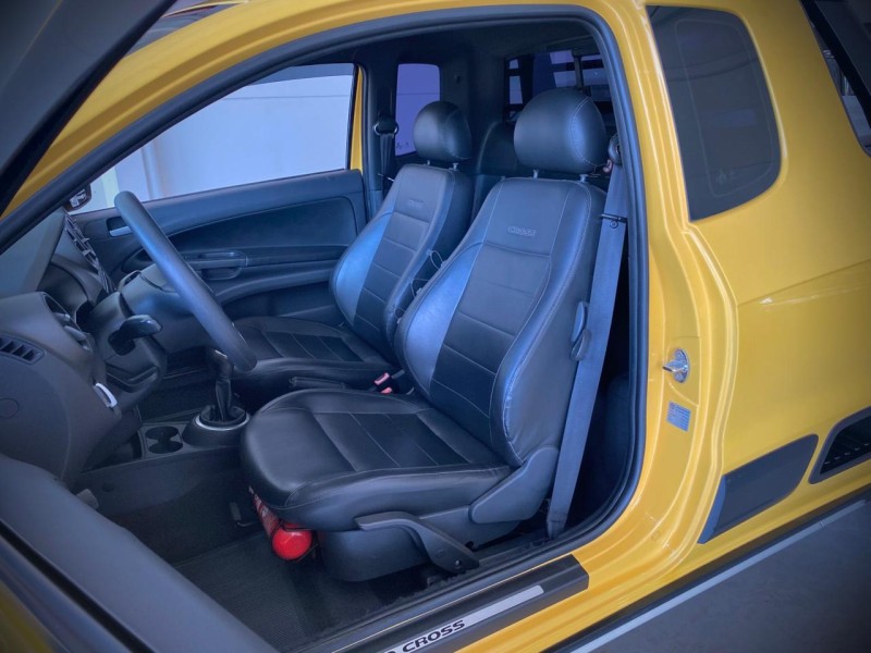 SAVEIRO 1.6 CROSS CE 16V FLEX 2P MANUAL - 2014 - LAJEADO