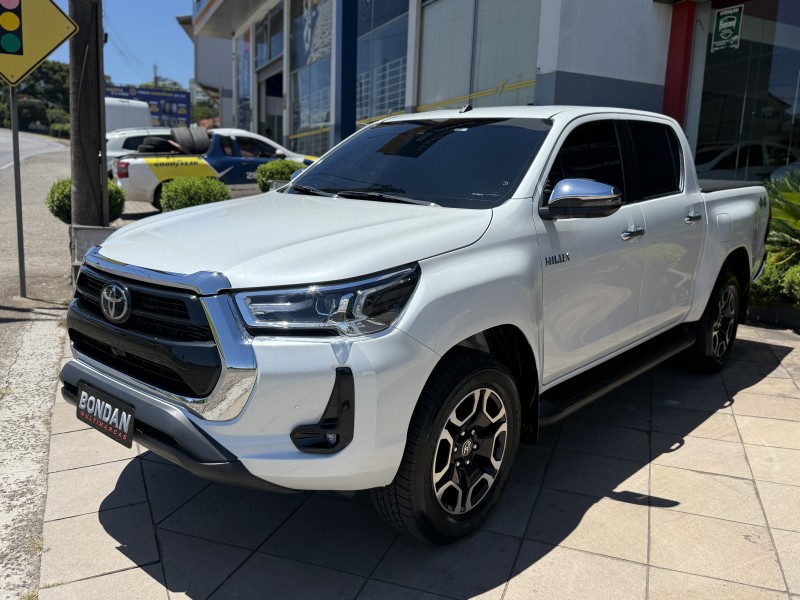 HILUX 2.8 SRX 4X4 CD 16V DIESEL 4P AUTOMÁTICO - 2024 - FARROUPILHA