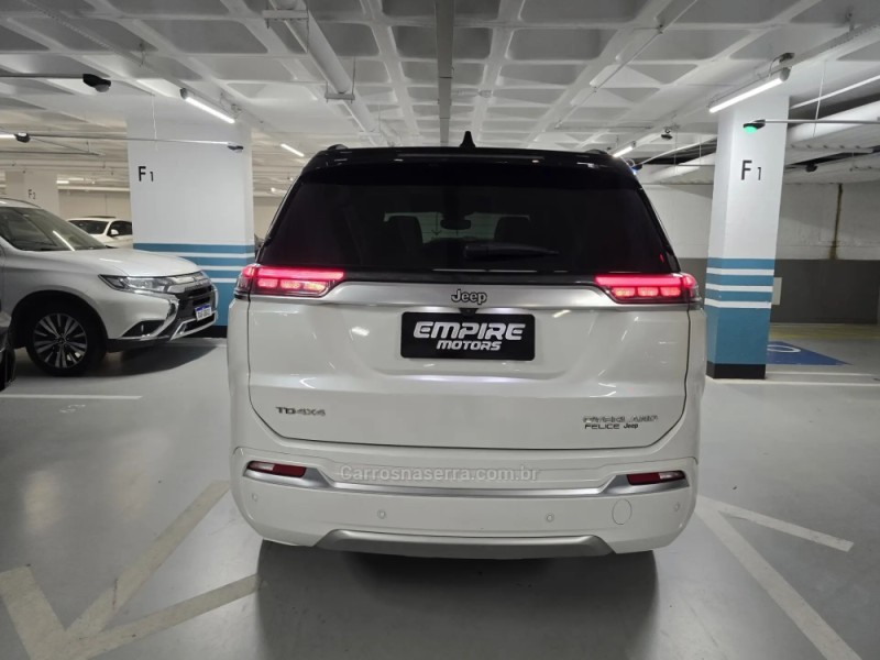 COMMANDER 2.0 OVERLAND TD380 4X4 TURBO DIESEL 4P AUTOMÁTICO - 2023 - PORTO ALEGRE