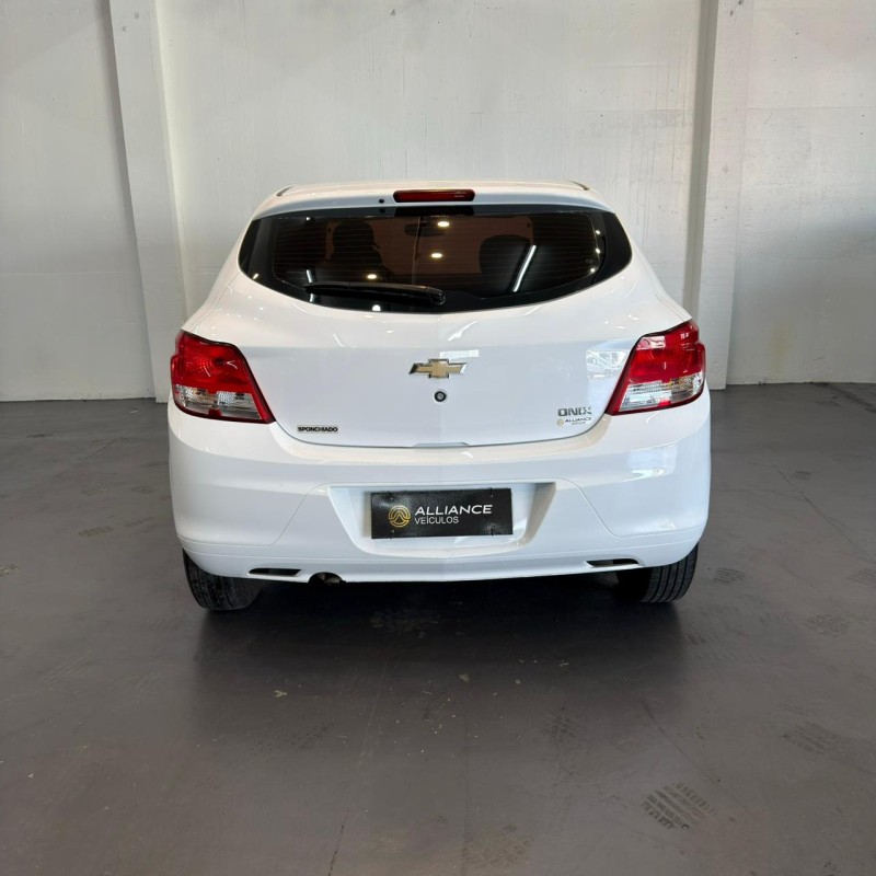 ONIX 1.0 MPFI LS 8V FLEX 4P MANUAL - 2015 - CAXIAS DO SUL