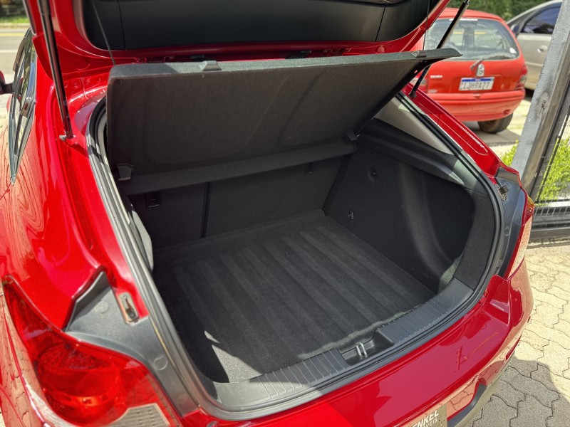 CRUZE 1.8 LT SPORT6 16V FLEX 4P MANUAL - 2014 - NOVA PETRóPOLIS