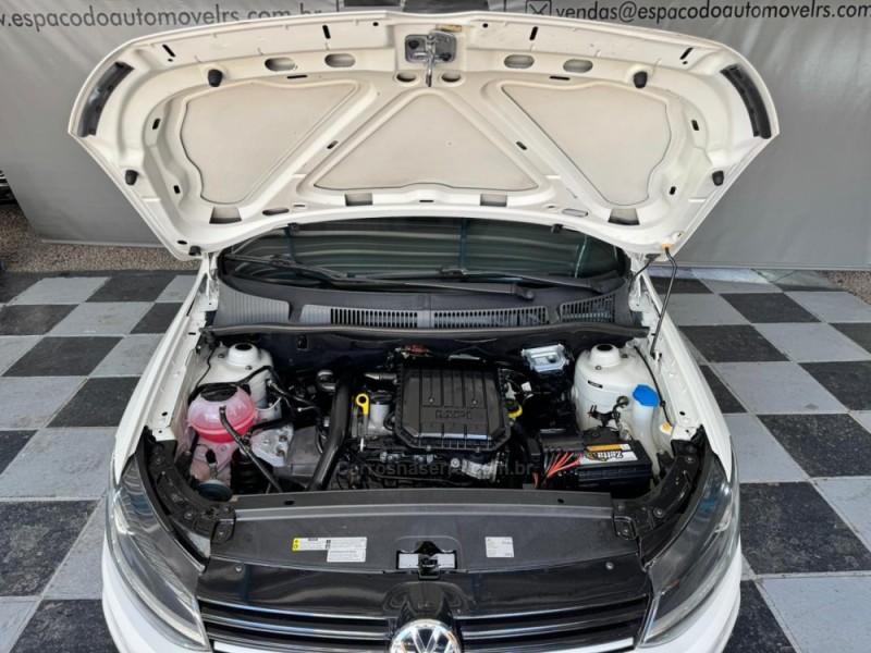 FOX 1.0 MPI COMFORTLINE 12V FLEX 4P MANUAL - 2016 - NOVA PRATA