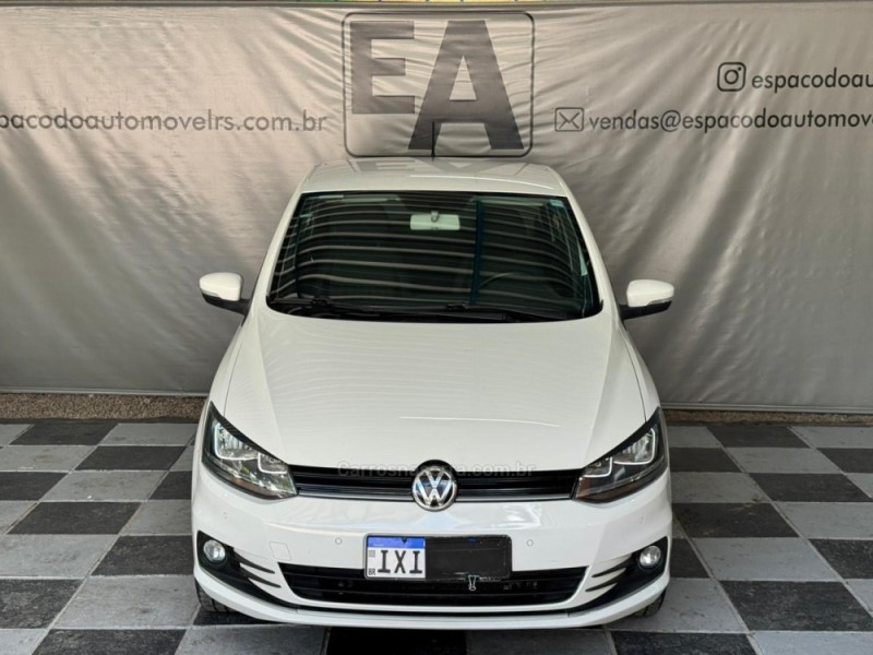 FOX 1.0 MPI COMFORTLINE 12V FLEX 4P MANUAL - 2016 - NOVA PRATA