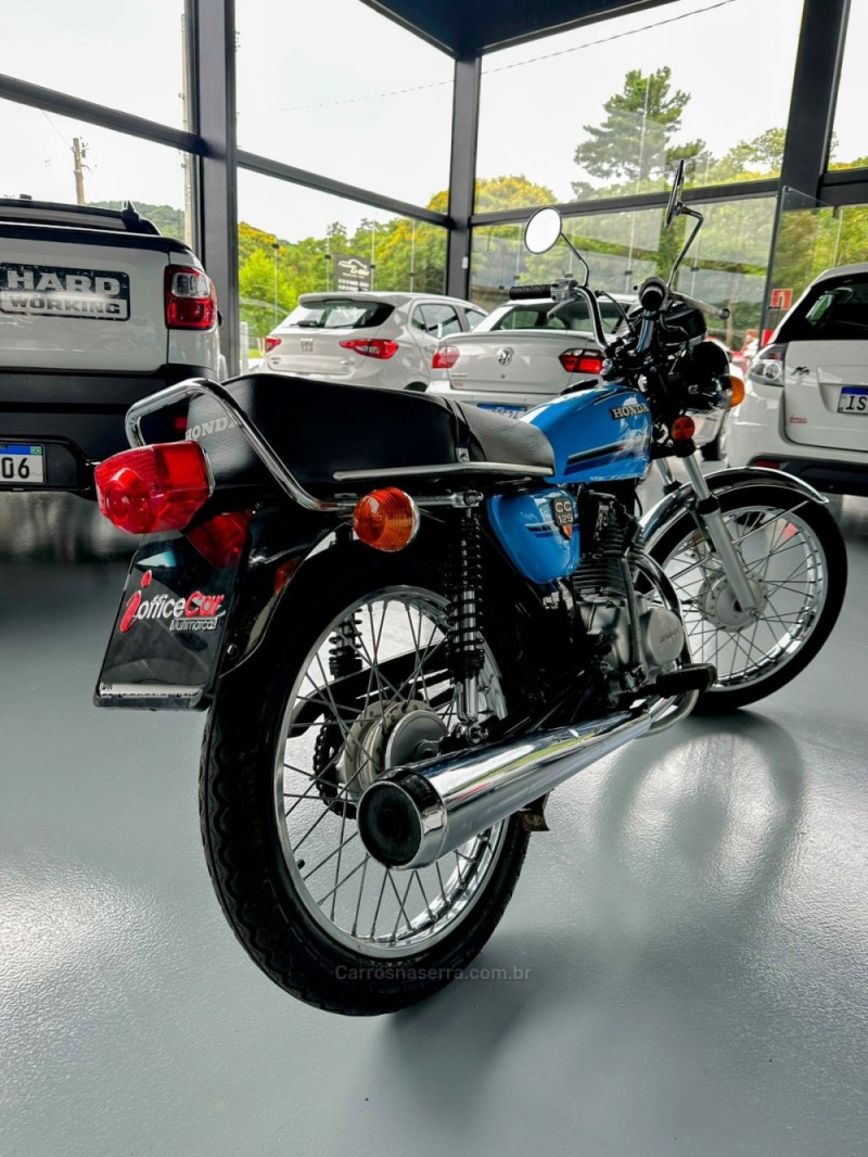 CG 125  - 1982 - TRêS COROAS