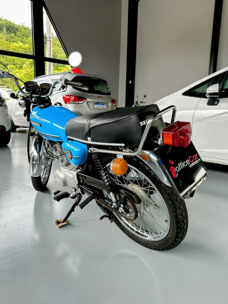 CG 125  - 1982 - TRêS COROAS