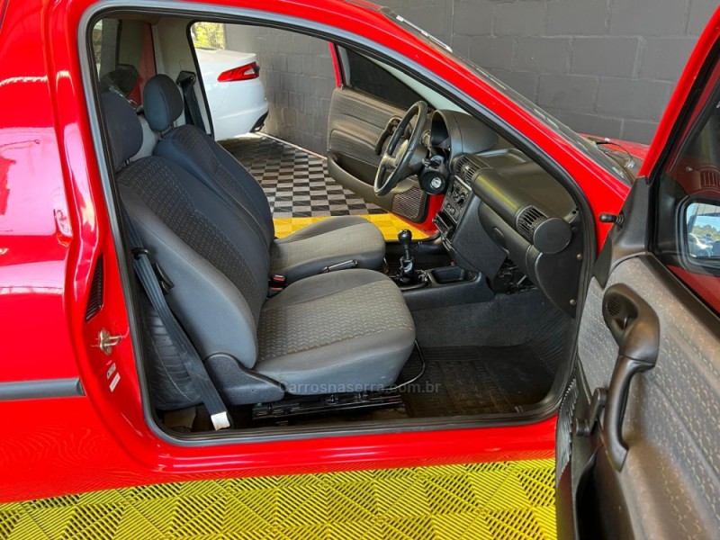 CORSA 1.6 MPFI GL CS PICK-UP 8V GASOLINA 2P MANUAL - 2001 - CAXIAS DO SUL