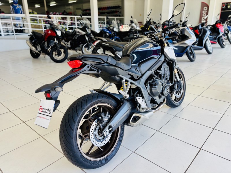 CB 650R  - 2021 - NOVO HAMBURGO