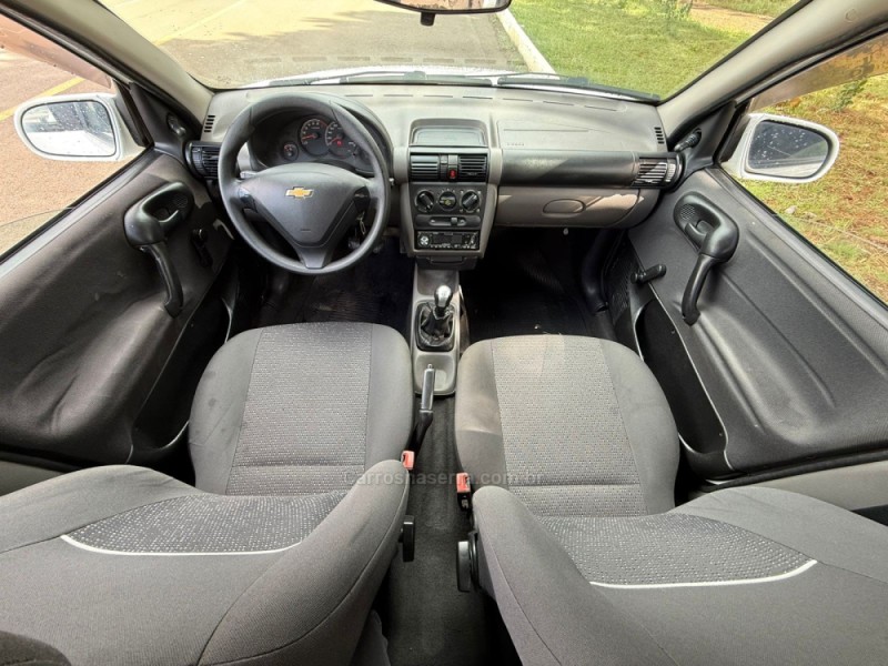 CLASSIC 1.0 MPFI LIFE 8V FLEX 4P MANUAL - 2014 - VACARIA