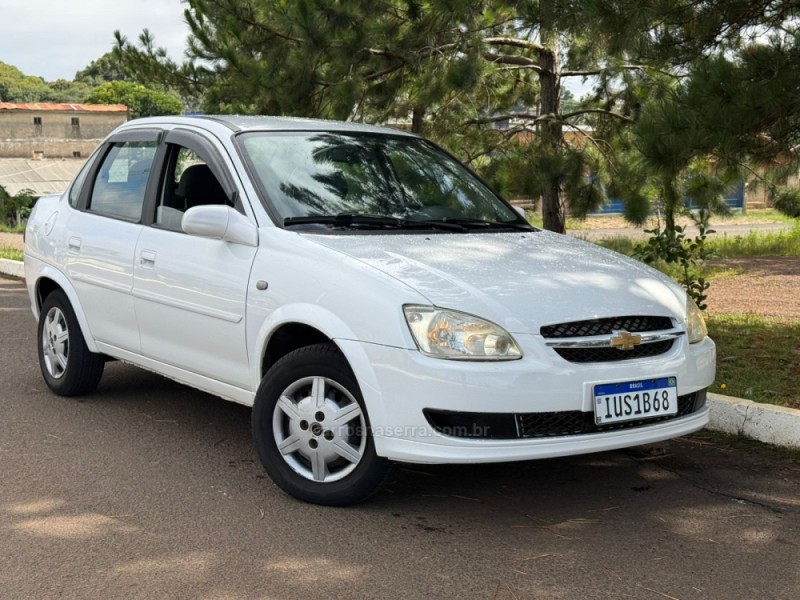 CLASSIC 1.0 MPFI LIFE 8V FLEX 4P MANUAL - 2014 - VACARIA