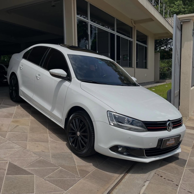 JETTA 2.0 TSI HIGHLINE 211CV GASOLINA 4P TIPTRONIC - 2014 - NOVA PETRóPOLIS