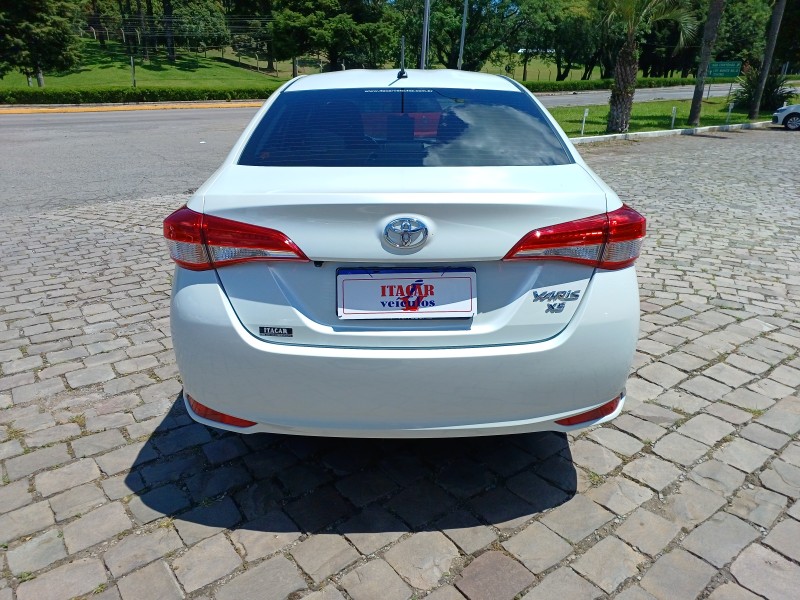 YARIS 1.5 16V FLEX SEDAN XS MULTIDRIVE4 - 2025 - FLORES DA CUNHA