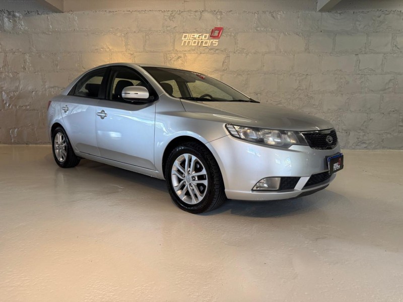 CERATO 1.6 EX3 SEDAN 16V GASOLINA 4P MANUAL - 2011 - CAXIAS DO SUL