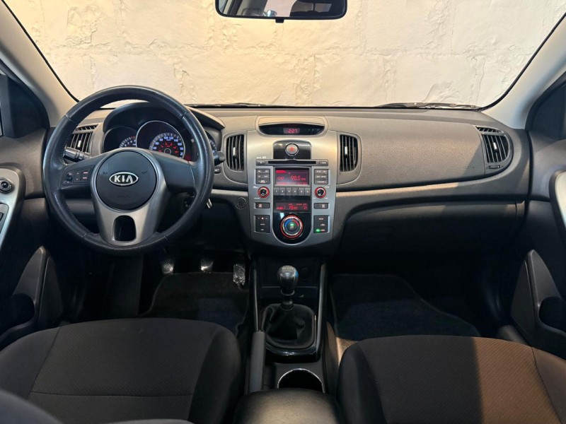 CERATO 1.6 EX3 SEDAN 16V GASOLINA 4P MANUAL - 2011 - CAXIAS DO SUL