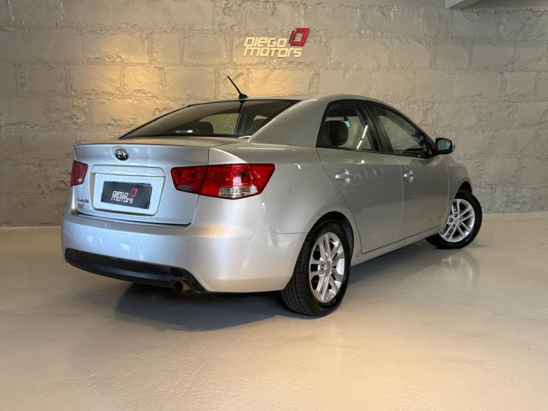 CERATO 1.6 EX3 SEDAN 16V GASOLINA 4P MANUAL - 2011 - CAXIAS DO SUL