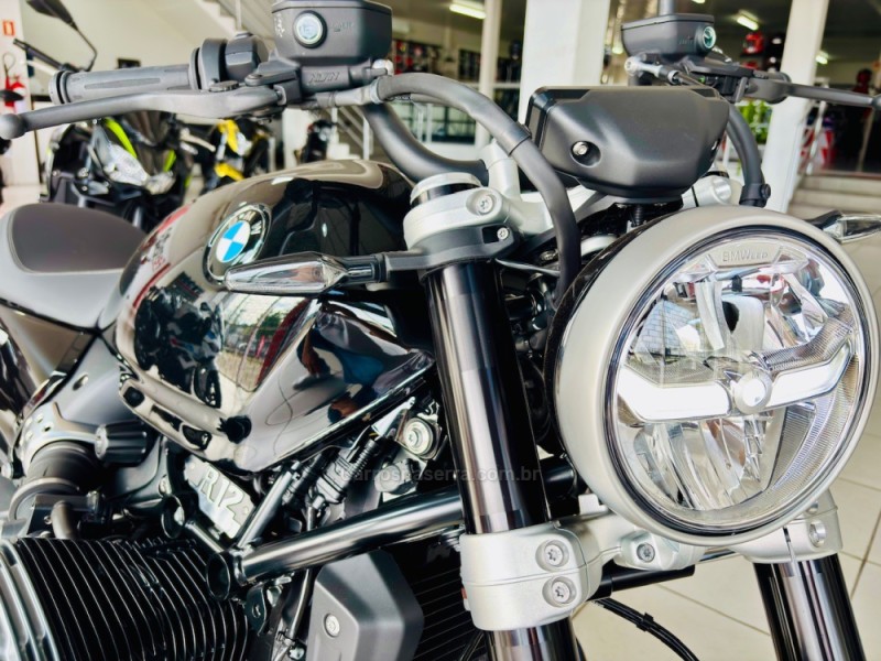 R 1200  - 2025 - NOVO HAMBURGO