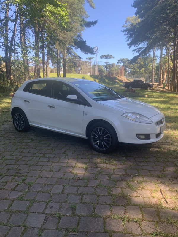 BRAVO 1.8 ESSENCE 16V FLEX 4P MANUAL - 2012 - CAXIAS DO SUL