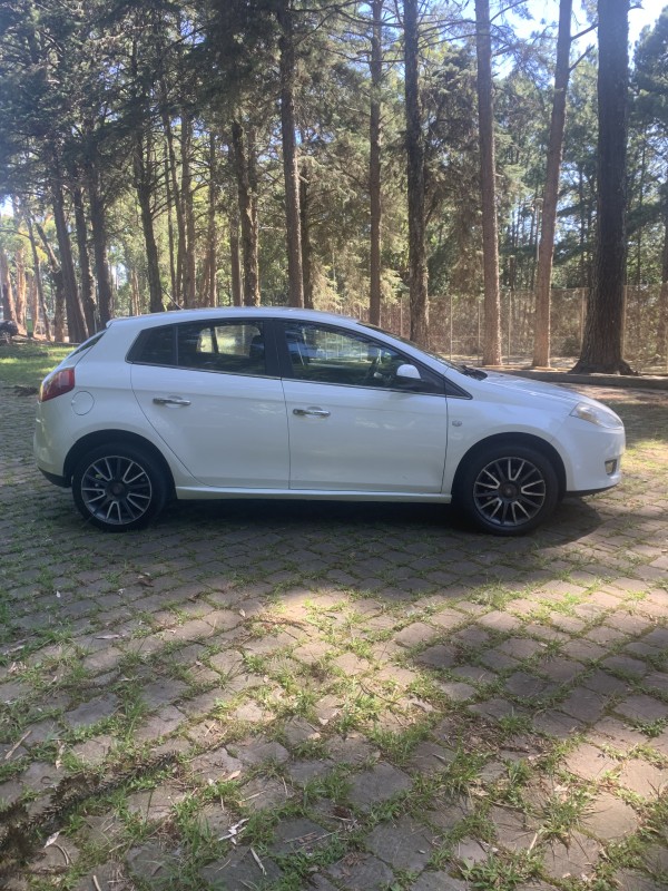 BRAVO 1.8 ESSENCE 16V FLEX 4P MANUAL - 2012 - CAXIAS DO SUL