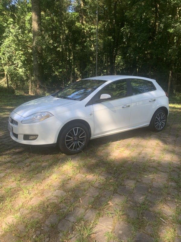 BRAVO 1.8 ESSENCE 16V FLEX 4P MANUAL - 2012 - CAXIAS DO SUL