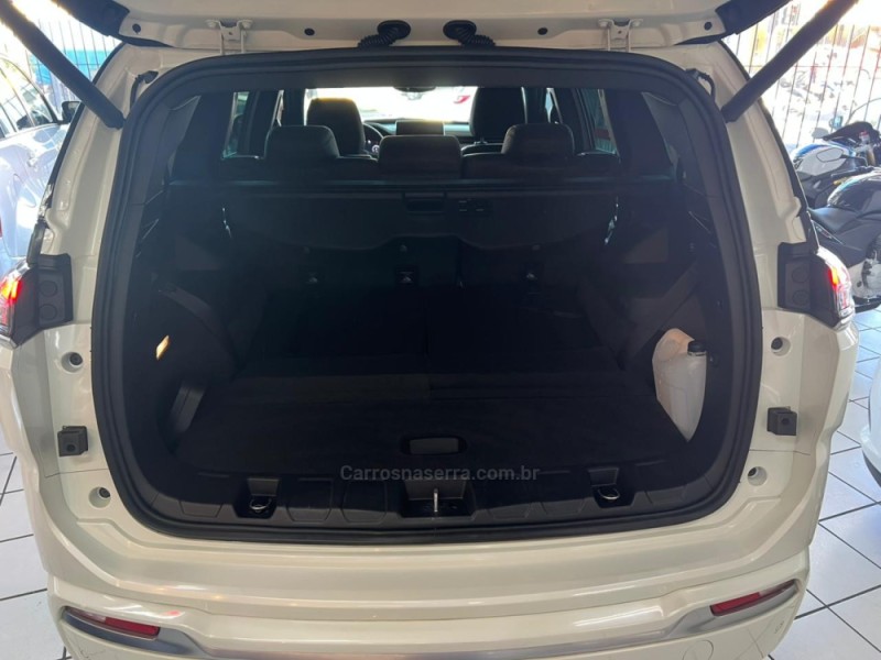 COMMANDER 2.0 OVERLAND TD380 4X4 TURBO DIESEL 4P AUTOMÁTICO - 2023 - CAXIAS DO SUL