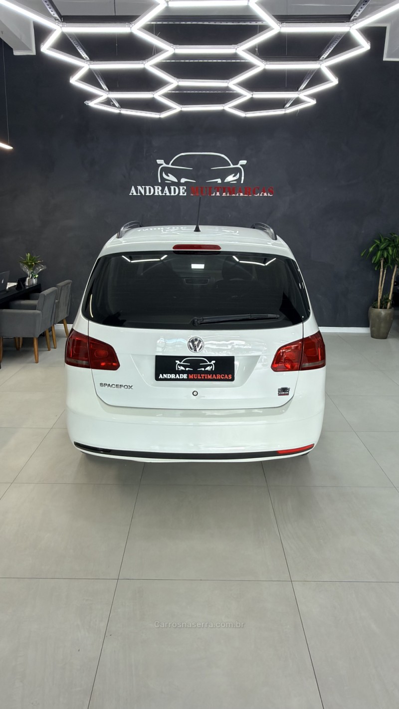 SPACEFOX 1.6 MI SPORTLINE 8V FLEX 4P MANUAL - 2011 - CAXIAS DO SUL