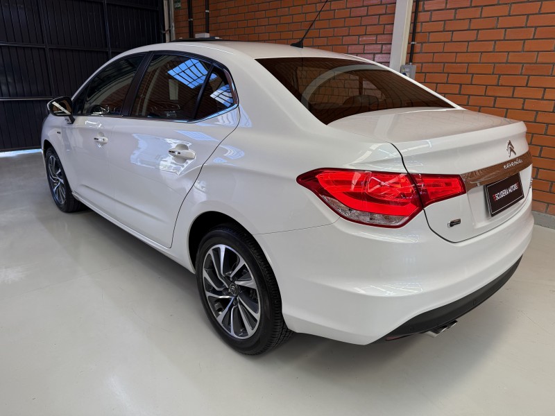 C4 LOUNGE 1.6 EXCLUSIVE 16V TURBO FLEX 4P AUTOMÁTICO - 2016 - BENTO GONçALVES